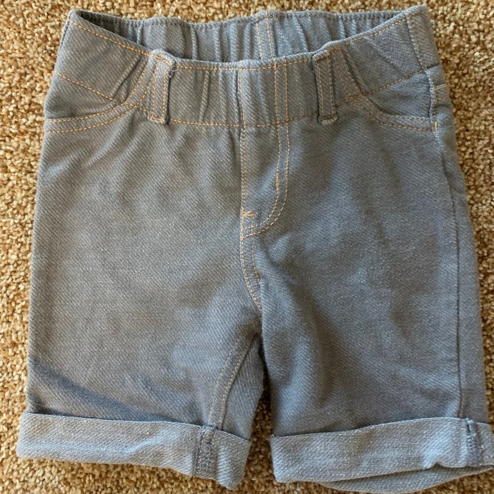 Circo grey elastic waist shorts 2T
